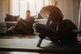 英超金手套：拉亚15场零封领跑，皮克福德第二