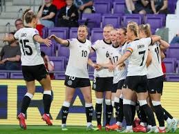 [国际足球]《天下足球》评选2025年度失意阵容